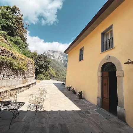 L'antico Asilo Pensjonat