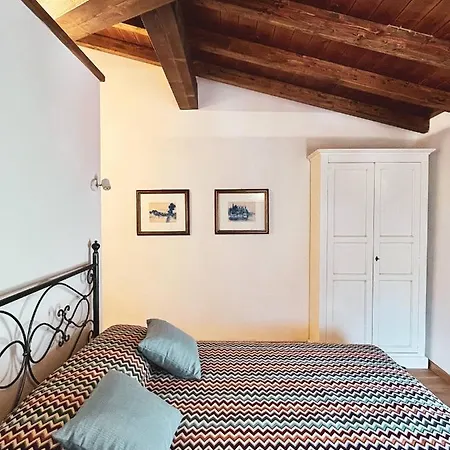 L'antico Asilo * Stazzema